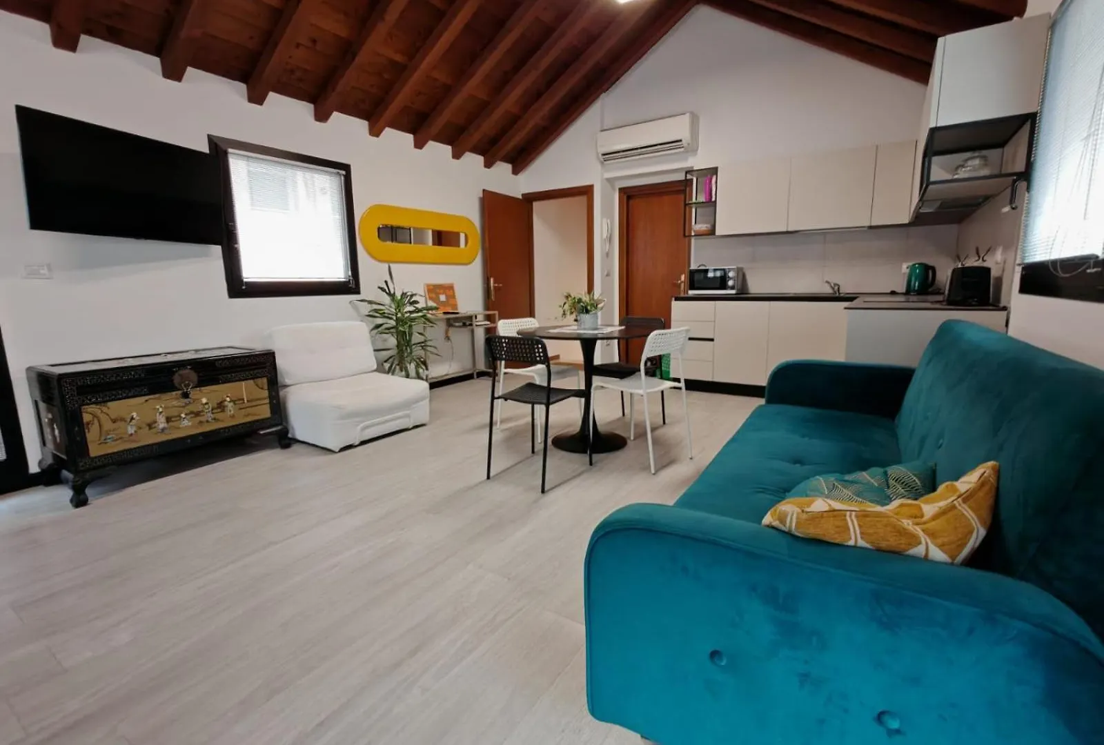Charming Loft Apartment 15M To Venedik İtalya